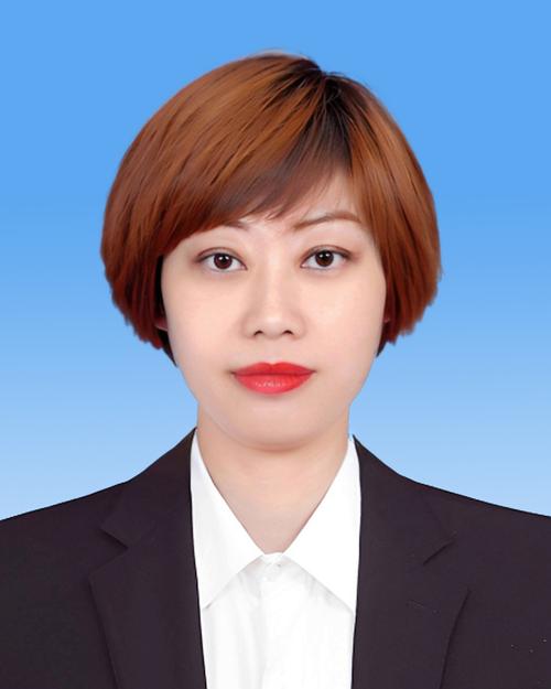 田昱